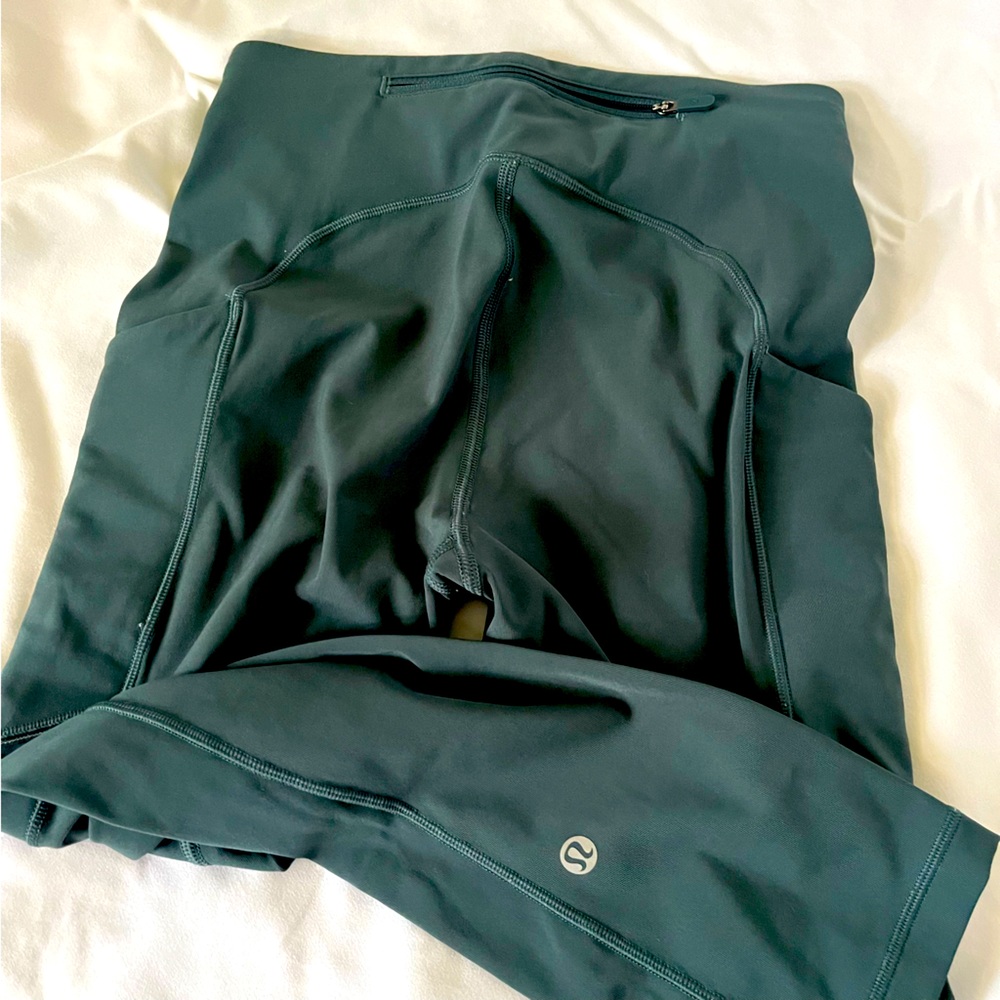 Lululemon Green Cropped Leggings